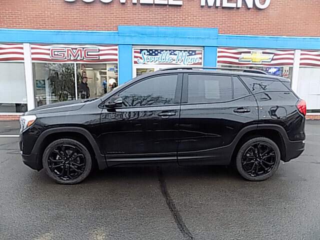  2021 GMC Terrain Image: 1