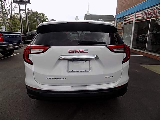  2023 GMC Terrain Image: 3