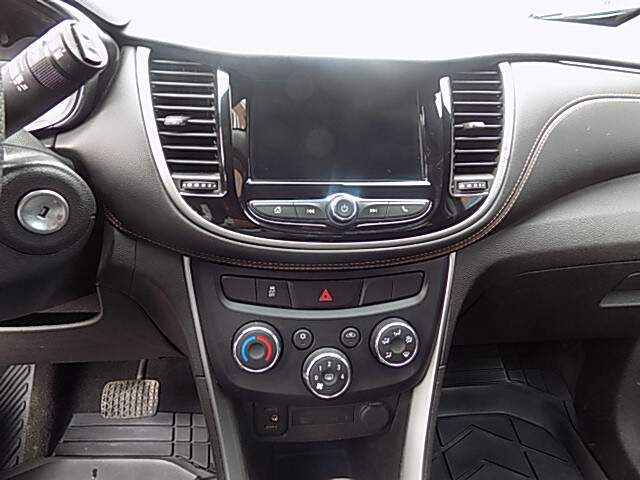  2018 Chevrolet Trax Image: 11