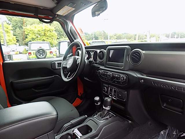  2023 Jeep Wrangler Image: 9