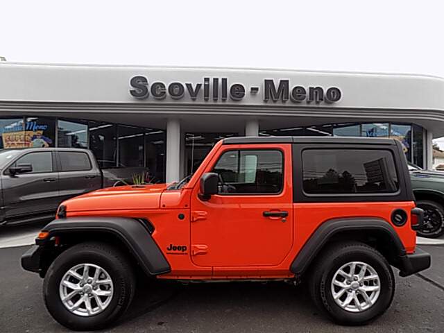  2023 Jeep Wrangler Image: 6