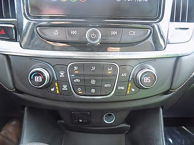  2021 Chevrolet Traverse Image: 9