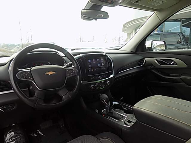  2021 Chevrolet Traverse Image: 6