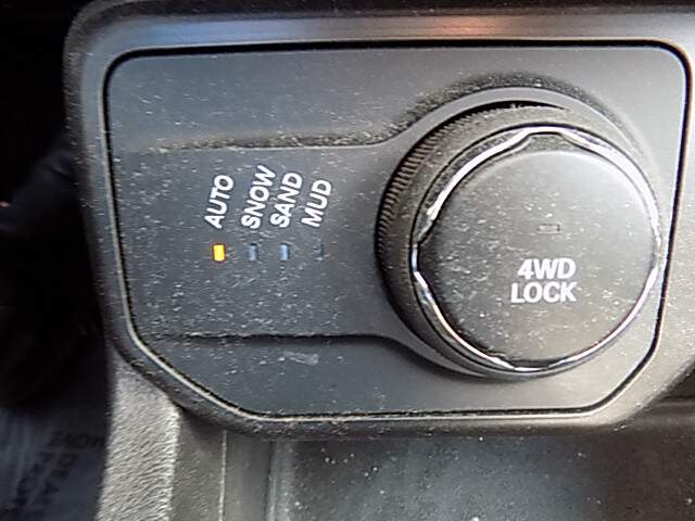  2021 Jeep Renegade Image: 10