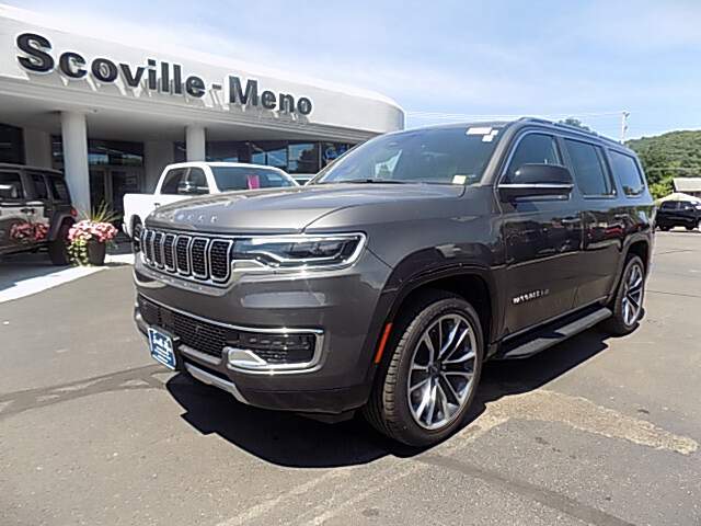  2024 Jeep Wagoneer Image: 0