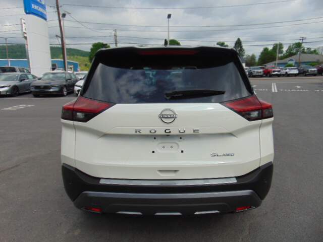  2023 Nissan Rogue Image: 5