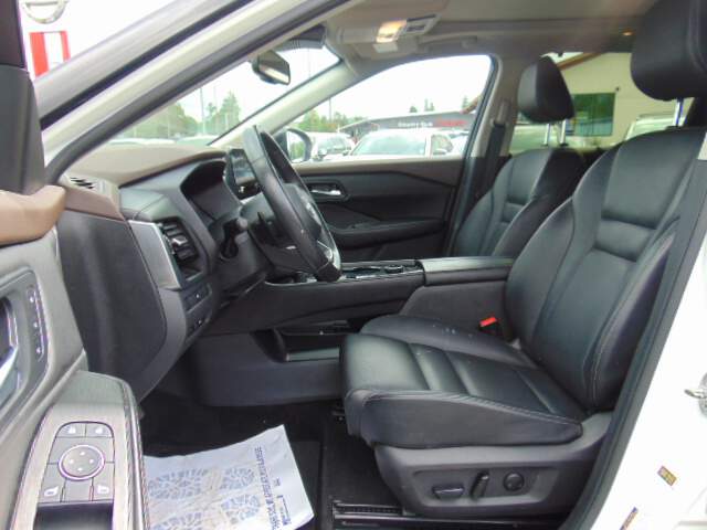  2023 Nissan Rogue Image: 8