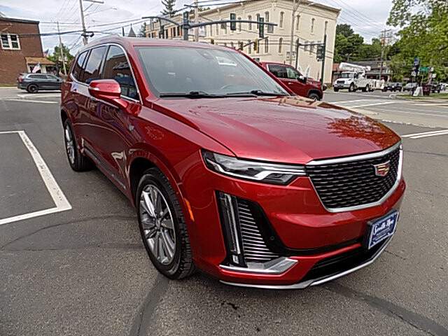  2025 Cadillac XT6 Image: 2