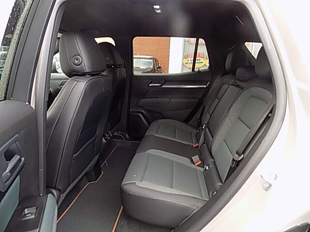  2026 GMC Terrain Image: 9