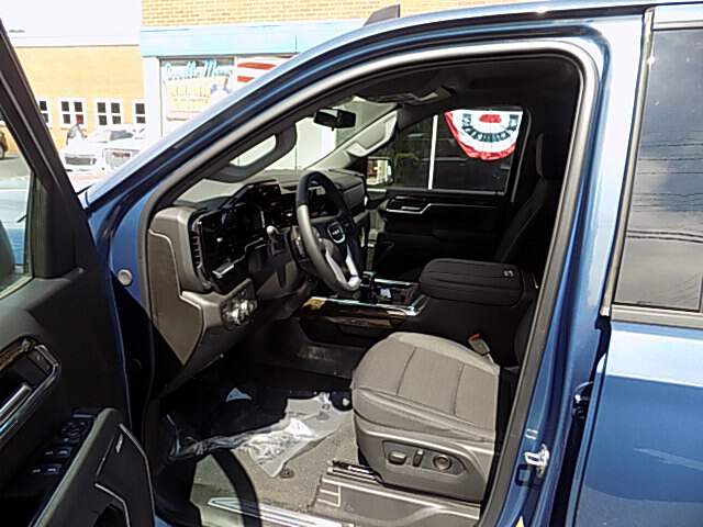  2026 GMC Sierra 1500 Image:…