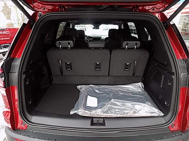  2026 GMC Acadia Image: 4