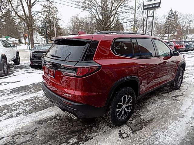  2026 GMC Acadia Image: 5