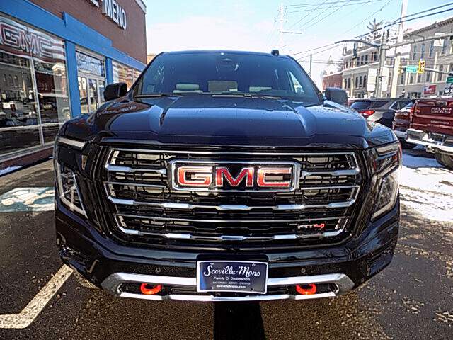  2026 GMC Yukon Image: 1