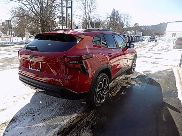  2026 Chevrolet Trax Image: 4