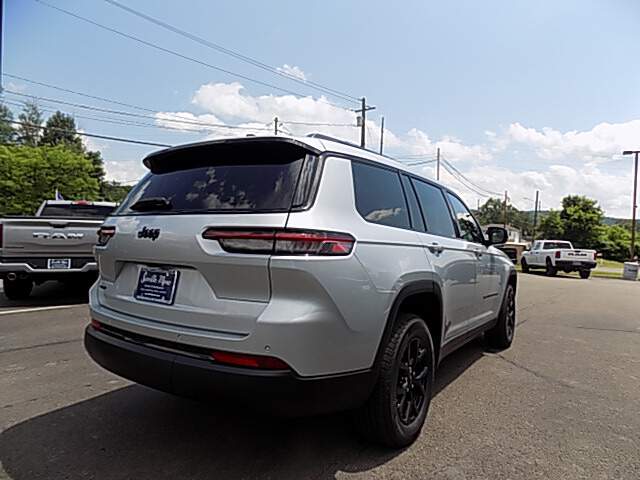  2025 Jeep Grand Cherokee L…