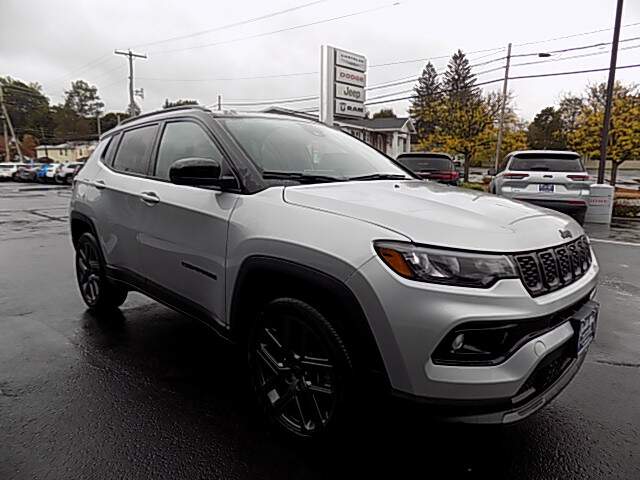  2025 Jeep Compass Image: 3