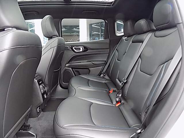  2025 Jeep Compass Image: 7