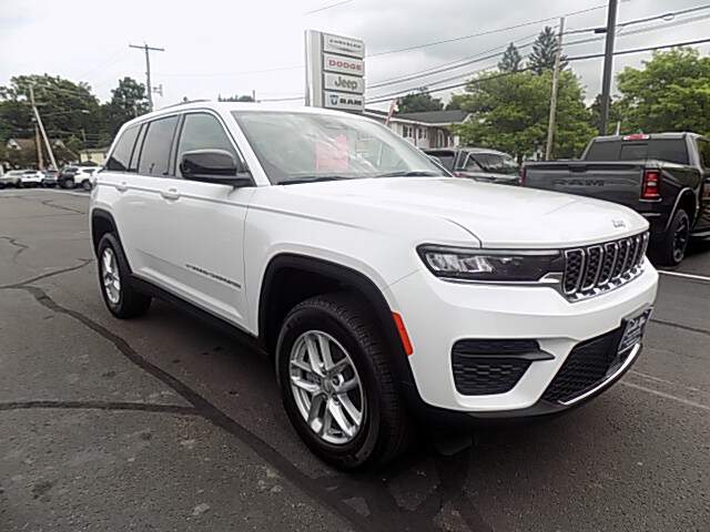  2026 Jeep Grand Cherokee Image:…