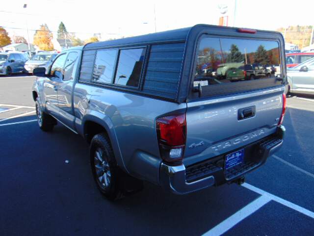 Used 2018 Toyota Tacoma SR5 with VIN 5TFSZ5AN2JX151291 for sale in Owego, NY