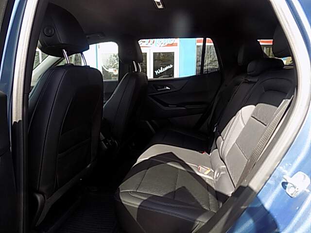  2025 Chevrolet Equinox Image: 8