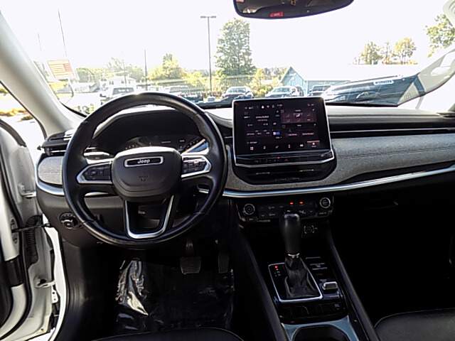  2022 Jeep Compass Image: 6