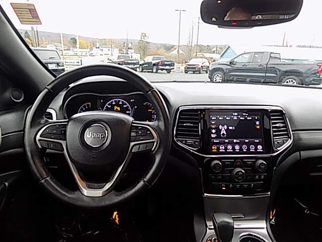  2020 Jeep Grand Cherokee Image:…