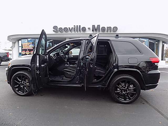  2020 Jeep Grand Cherokee Image:…