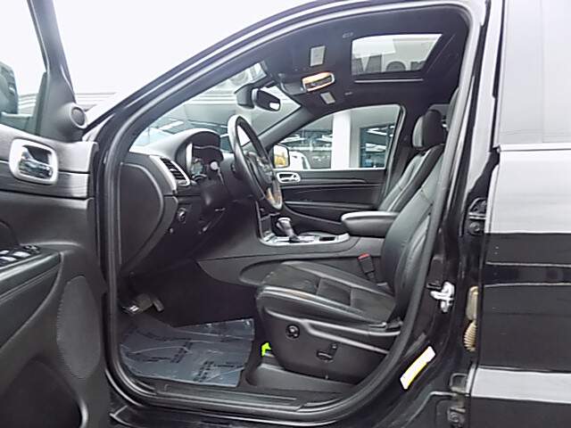  2020 Jeep Grand Cherokee Image:…