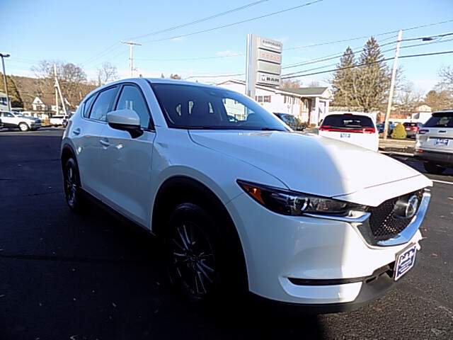 2017 Mazda CX-5 Touring photo 4
