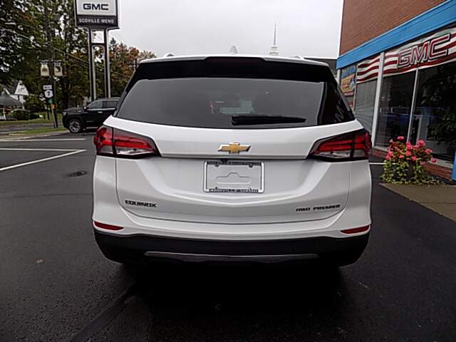  2022 Chevrolet Equinox Image: 3