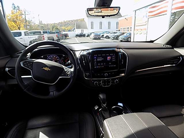  2023 Chevrolet Traverse Image: 12