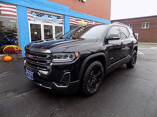  2023 GMC Acadia Image: 0