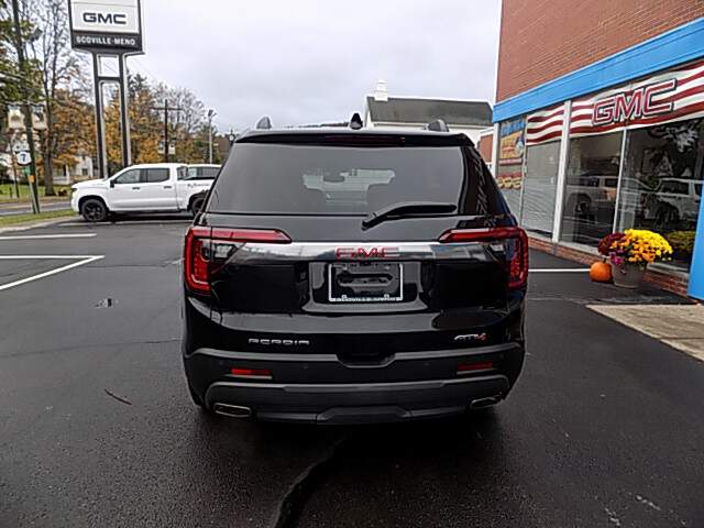  2023 GMC Acadia Image: 3