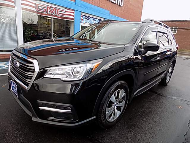  2021 Subaru Ascent Image: 0