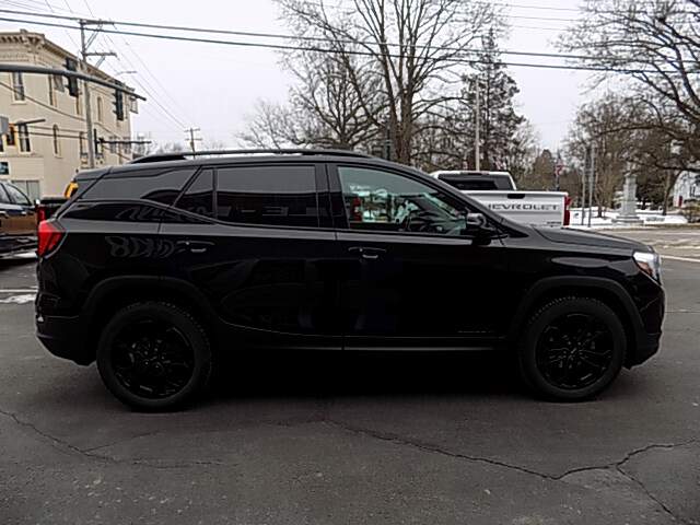  2020 GMC Terrain Image: 3