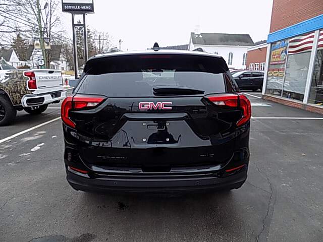  2020 GMC Terrain Image: 5