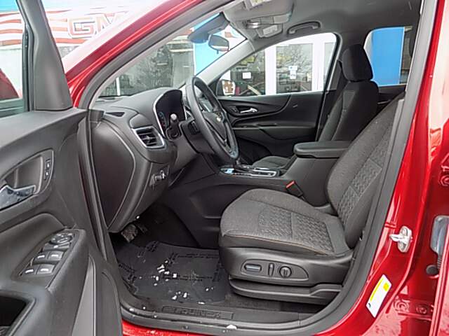  2023 Chevrolet Equinox Image: 10