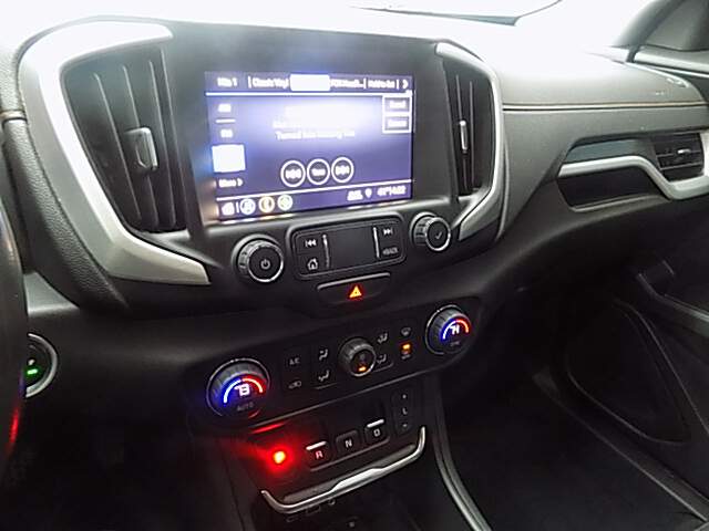  2021 GMC Terrain Image: 9
