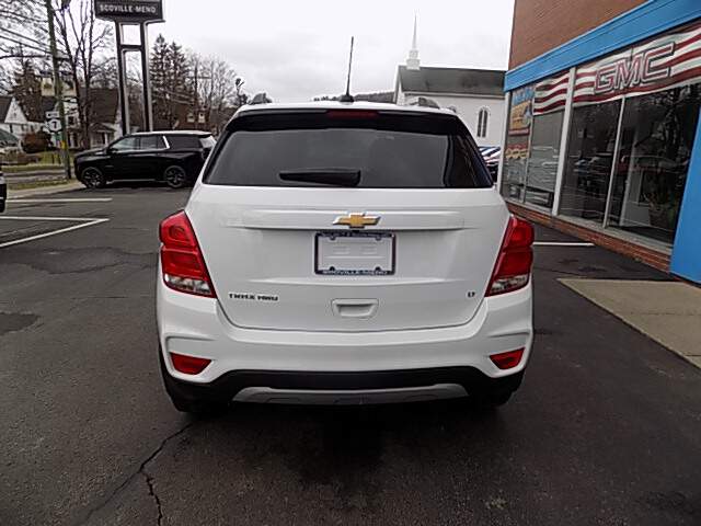  2020 Chevrolet Trax Image: 3