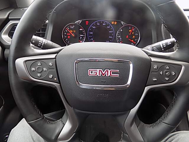  2023 GMC Acadia Image: 12