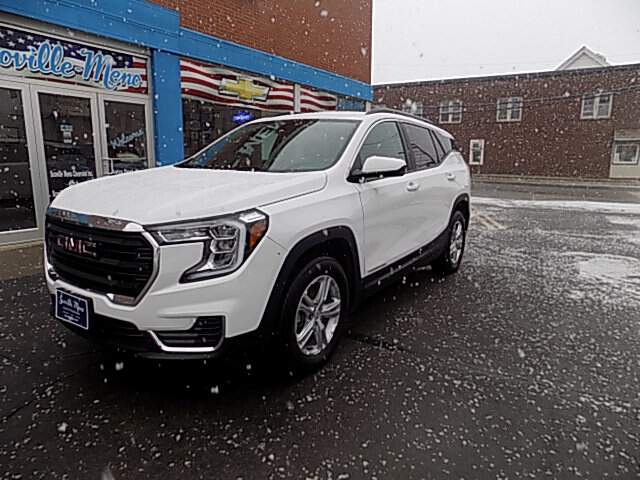  2023 GMC Terrain Image: 0