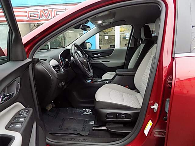  2021 Chevrolet Equinox Image: 10