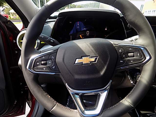  2024 Chevrolet Trax Image: 12