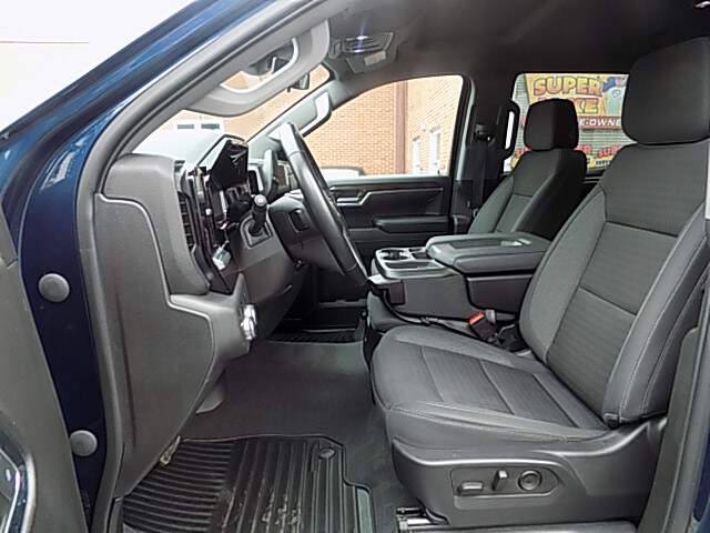  2023 GMC Sierra 1500 Image:…
