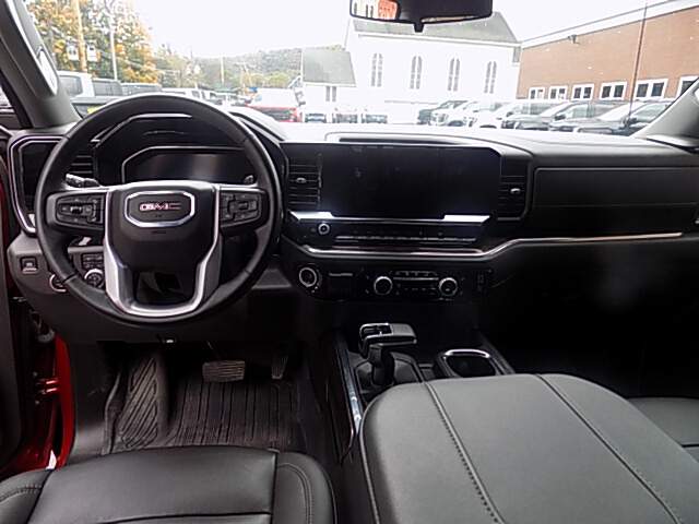  2024 GMC Sierra 1500 Image:…