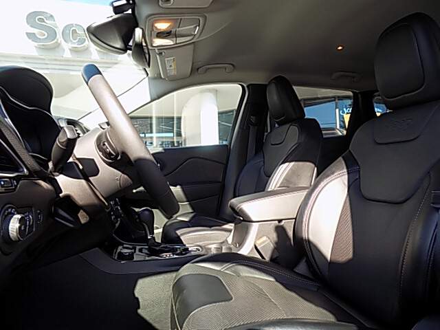 2023 Jeep Cherokee Image: 7