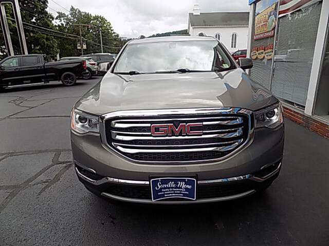  2019 GMC Acadia Image: 1