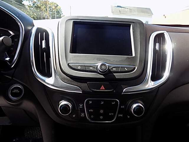  2021 Chevrolet Equinox Image: 11