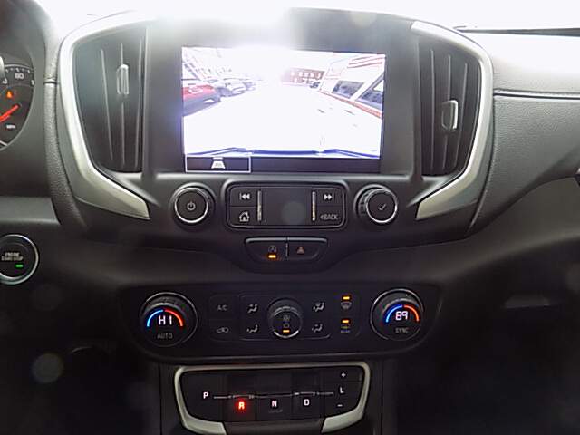  2022 GMC Terrain Image: 12