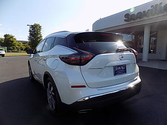  2020 Nissan Murano Image: 5